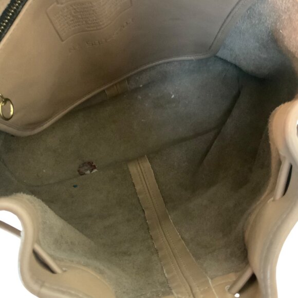 Coach Leather No 588-5703 Drawstring Flap Bucket Bag Tan Crossbody Made In USA - Picture 6 of 14